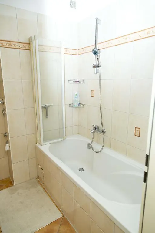 Apartment Burhan Hamburg