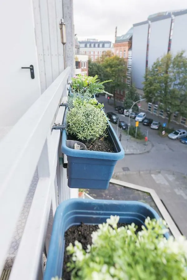 Burhan Hamburg Apartment